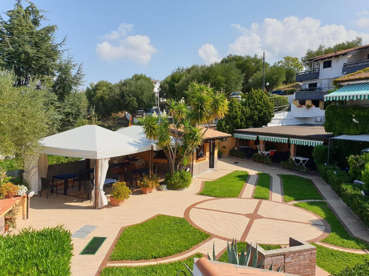 Case Vacanze Morfeo Trogir Exterior foto